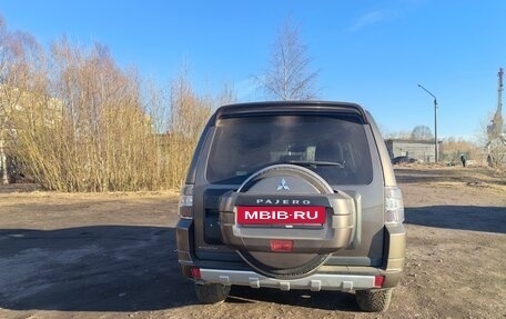 Mitsubishi Pajero IV, 2010 год, 1 700 000 рублей, 4 фотография