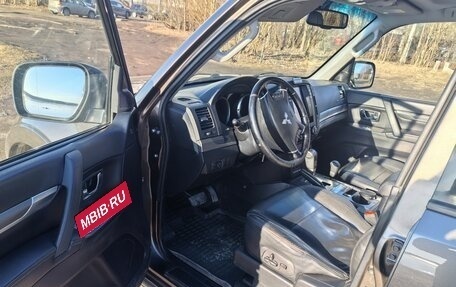 Mitsubishi Pajero IV, 2010 год, 1 700 000 рублей, 8 фотография