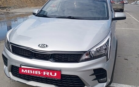KIA Rio IV, 2021 год, 1 790 000 рублей, 3 фотография