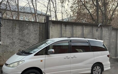 Toyota Estima III рестайлинг -2, 2001 год, 600 000 рублей, 4 фотография