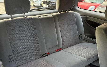 Toyota Estima III рестайлинг -2, 2001 год, 600 000 рублей, 17 фотография