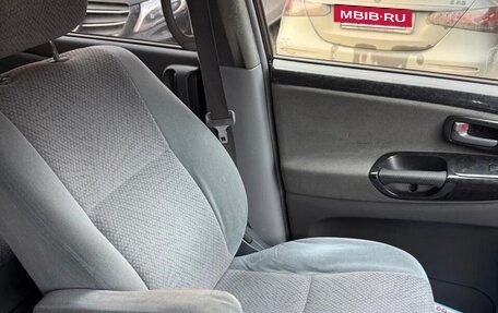 Toyota Estima III рестайлинг -2, 2001 год, 600 000 рублей, 13 фотография