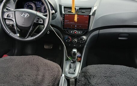 Hyundai Solaris II рестайлинг, 2014 год, 720 000 рублей, 2 фотография