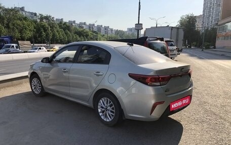 KIA Rio IV, 2018 год, 1 500 000 рублей, 3 фотография