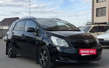 Toyota Verso I, 2011 год, 1 125 000 рублей, 4 фотография