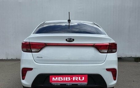 KIA Rio IV, 2019 год, 1 370 000 рублей, 6 фотография