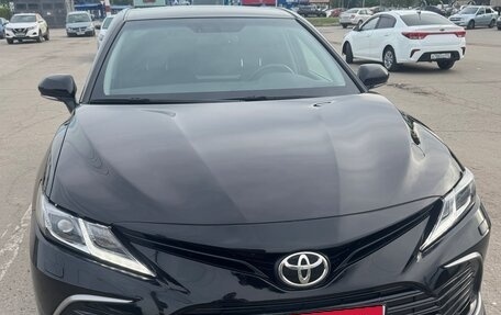 Toyota Camry, 2021 год, 3 400 000 рублей, 1 фотография