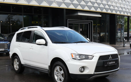 Mitsubishi Outlander III рестайлинг 3, 2010 год, 1 270 000 рублей, 3 фотография