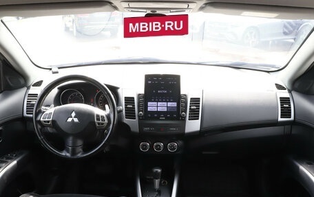Mitsubishi Outlander III рестайлинг 3, 2010 год, 1 270 000 рублей, 12 фотография