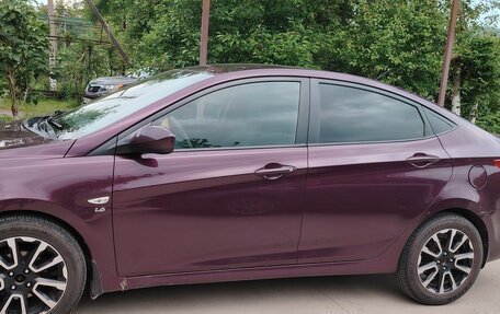 Hyundai Solaris II рестайлинг, 2013 год, 700 000 рублей, 8 фотография