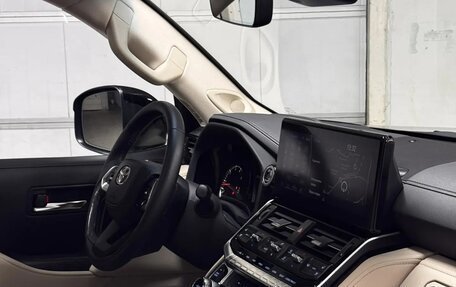 Toyota Land Cruiser, 2021 год, 9 550 000 рублей, 6 фотография