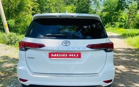 Toyota Fortuner II, 2019 год, 3 770 000 рублей, 6 фотография