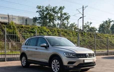 Volkswagen Tiguan II, 2019 год, 2 450 000 рублей, 5 фотография