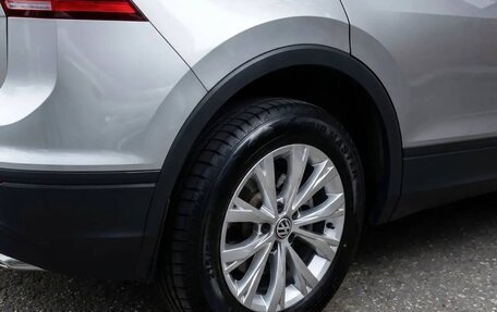 Volkswagen Tiguan II, 2019 год, 2 450 000 рублей, 9 фотография