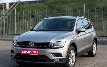 Volkswagen Tiguan II, 2019 год, 2 450 000 рублей, 7 фотография