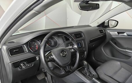 Volkswagen Jetta VI, 2018 год, 1 750 000 рублей, 19 фотография