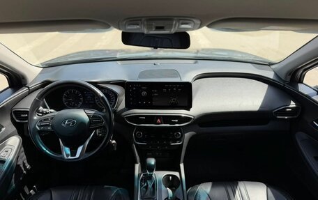 Hyundai Santa Fe IV, 2018 год, 2 350 000 рублей, 17 фотография