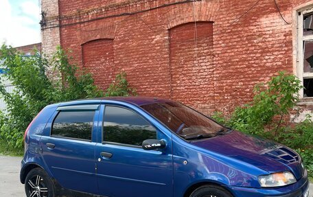 Fiat Punto III Punto Evo рестайлинг, 2000 год, 220 000 рублей, 1 фотография