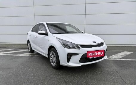 KIA Rio IV, 2017 год, 1 340 000 рублей, 3 фотография