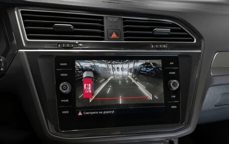 Volkswagen Tiguan II, 2019 год, 2 670 000 рублей, 20 фотография