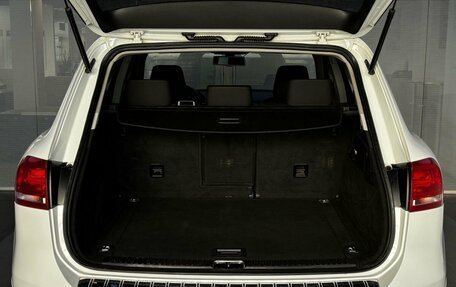 Volkswagen Touareg III, 2013 год, 1 999 000 рублей, 12 фотография