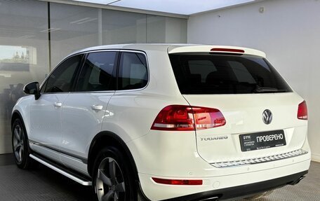 Volkswagen Touareg III, 2013 год, 1 999 000 рублей, 8 фотография
