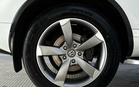 Volkswagen Touareg III, 2013 год, 1 999 000 рублей, 22 фотография