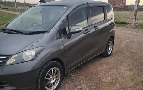 Honda Freed I, 2009 год, 845 000 рублей, 14 фотография
