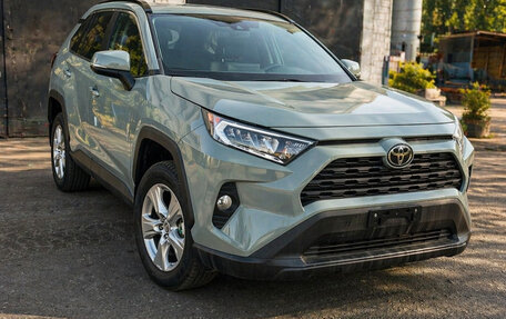 Toyota RAV4, 2019 год, 3 599 800 рублей, 4 фотография