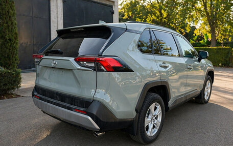Toyota RAV4, 2019 год, 3 599 800 рублей, 6 фотография