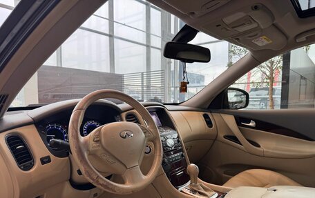 Infiniti QX50 I рестайлинг, 2014 год, 1 511 000 рублей, 8 фотография