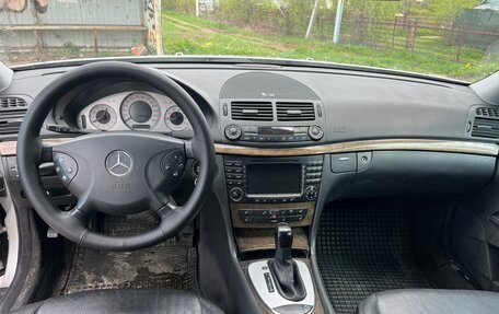 Mercedes-Benz E-Класс, 2005 год, 350 000 рублей, 7 фотография