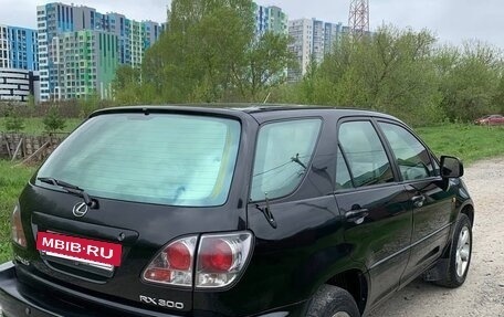 Lexus RX IV рестайлинг, 2002 год, 850 000 рублей, 9 фотография