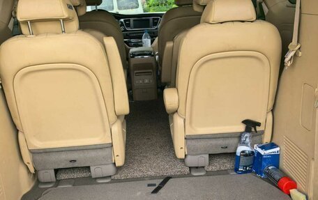 KIA Carnival III, 2019 год, 3 500 000 рублей, 16 фотография