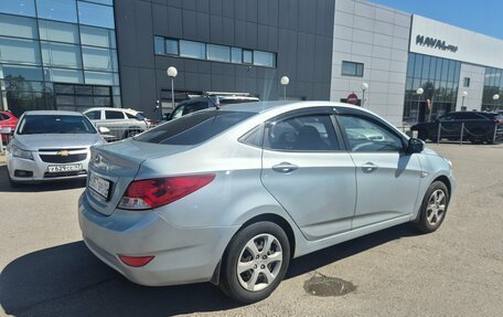 Hyundai Solaris II рестайлинг, 2011 год, 649 000 рублей, 3 фотография