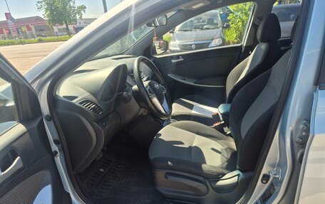 Hyundai Solaris II рестайлинг, 2011 год, 649 000 рублей, 7 фотография