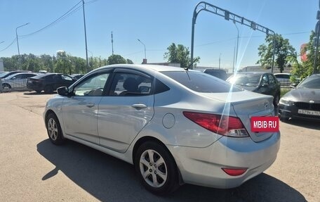 Hyundai Solaris II рестайлинг, 2011 год, 649 000 рублей, 4 фотография