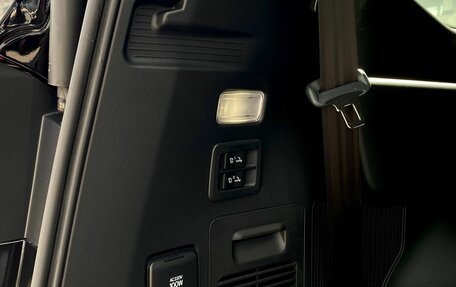 Toyota Land Cruiser, 2026 год, 16 700 000 рублей, 8 фотография