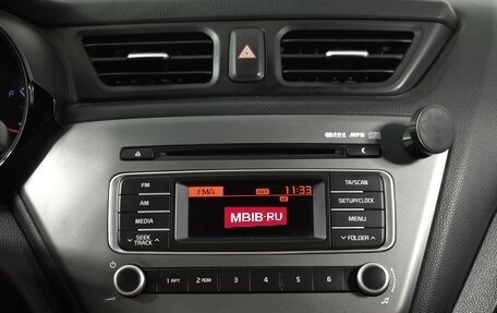 KIA Rio III рестайлинг, 2015 год, 999 900 рублей, 18 фотография