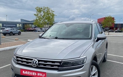 Volkswagen Tiguan II, 2019 год, 3 800 000 рублей, 1 фотография