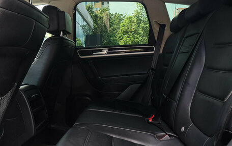 Volkswagen Touareg III, 2015 год, 2 500 000 рублей, 9 фотография
