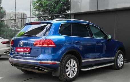 Volkswagen Touareg III, 2015 год, 2 500 000 рублей, 4 фотография