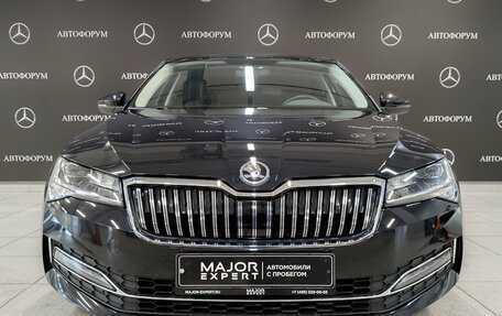 Skoda Superb III рестайлинг, 2025 год, 4 000 000 рублей, 2 фотография