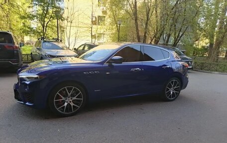 Maserati Levante I, 2018 год, 6 200 000 рублей, 2 фотография