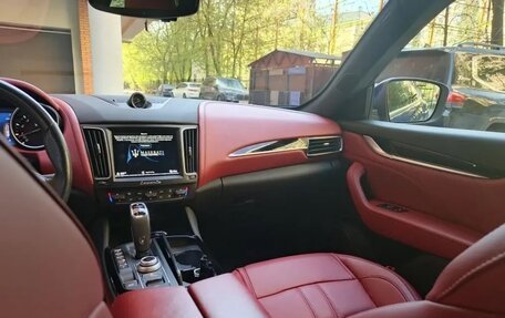 Maserati Levante I, 2018 год, 6 200 000 рублей, 7 фотография
