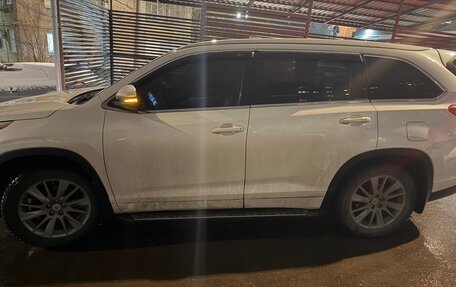 Toyota Highlander III, 2014 год, 2 750 000 рублей, 9 фотография