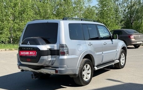Mitsubishi Pajero IV, 2015 год, 2 350 000 рублей, 4 фотография