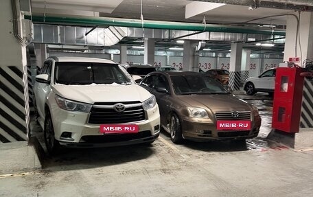 Toyota Highlander III, 2014 год, 2 750 000 рублей, 2 фотография
