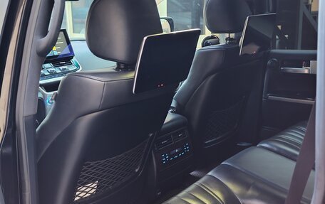 Toyota Land Cruiser 200, 2019 год, 6 750 000 рублей, 10 фотография