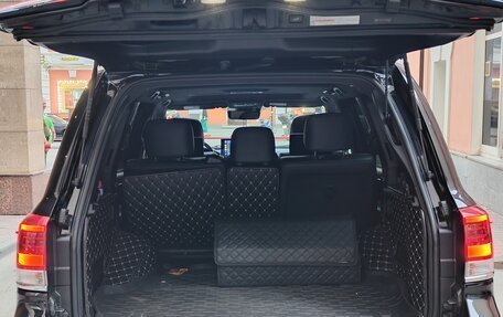 Toyota Land Cruiser 200, 2019 год, 6 750 000 рублей, 5 фотография